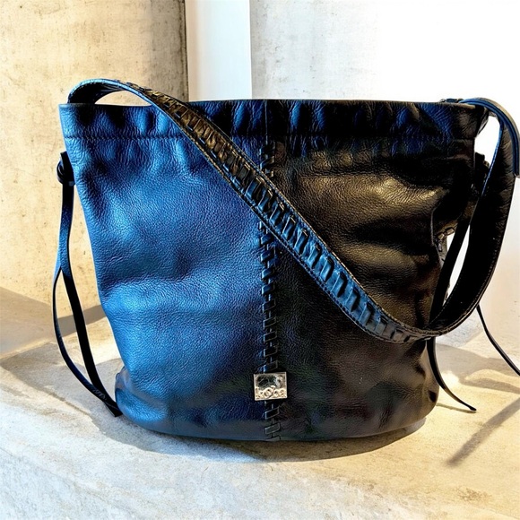 Kooba Handbags - Kooba Whipstitched Leather Bucket Shoulder Bag 13”x11”x5” Black Satchel R-$378